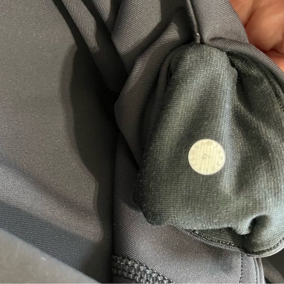 Lululemon Revitalize Cropped Leggings - Picture 8 of 8